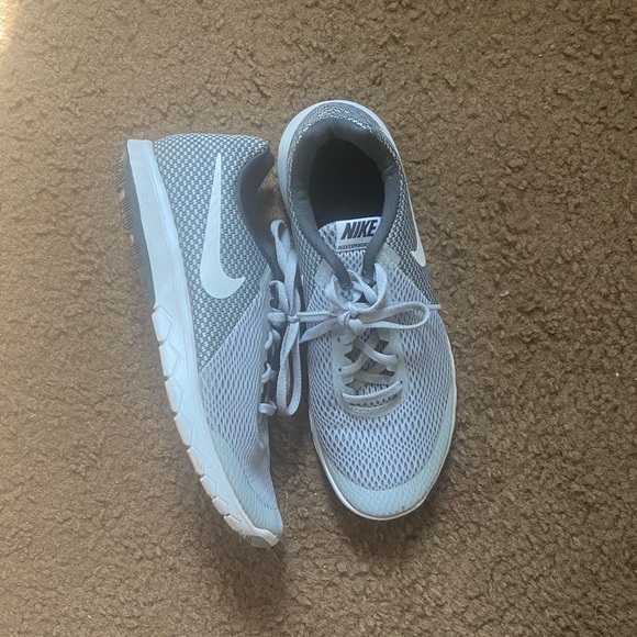 Nike Shoes - Nike Light Gray Mesh Sneakers